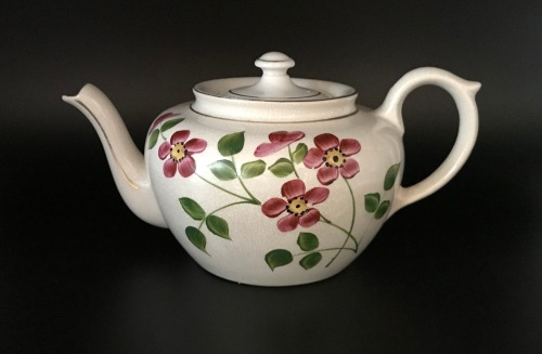 WS Annie Shanley teapot 2